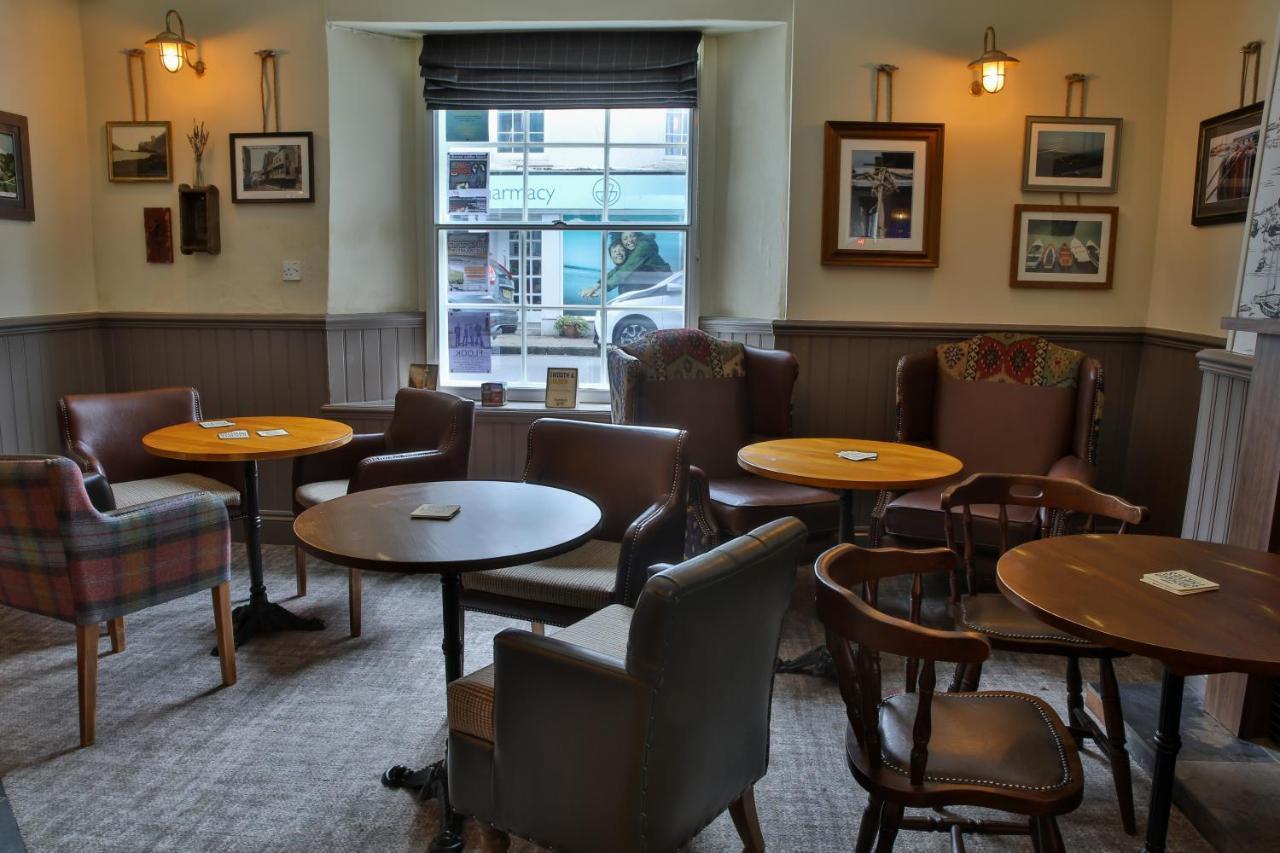 The Seale Arms Hotel Dartmouth Bagian luar foto